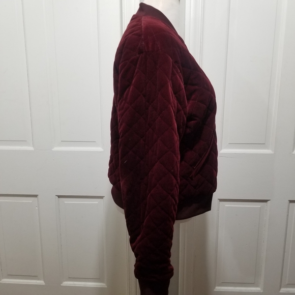 Lauren Ralph Lauren Burgundy Quilted Zip Up Bomber Jacket - Picture 3 of 9